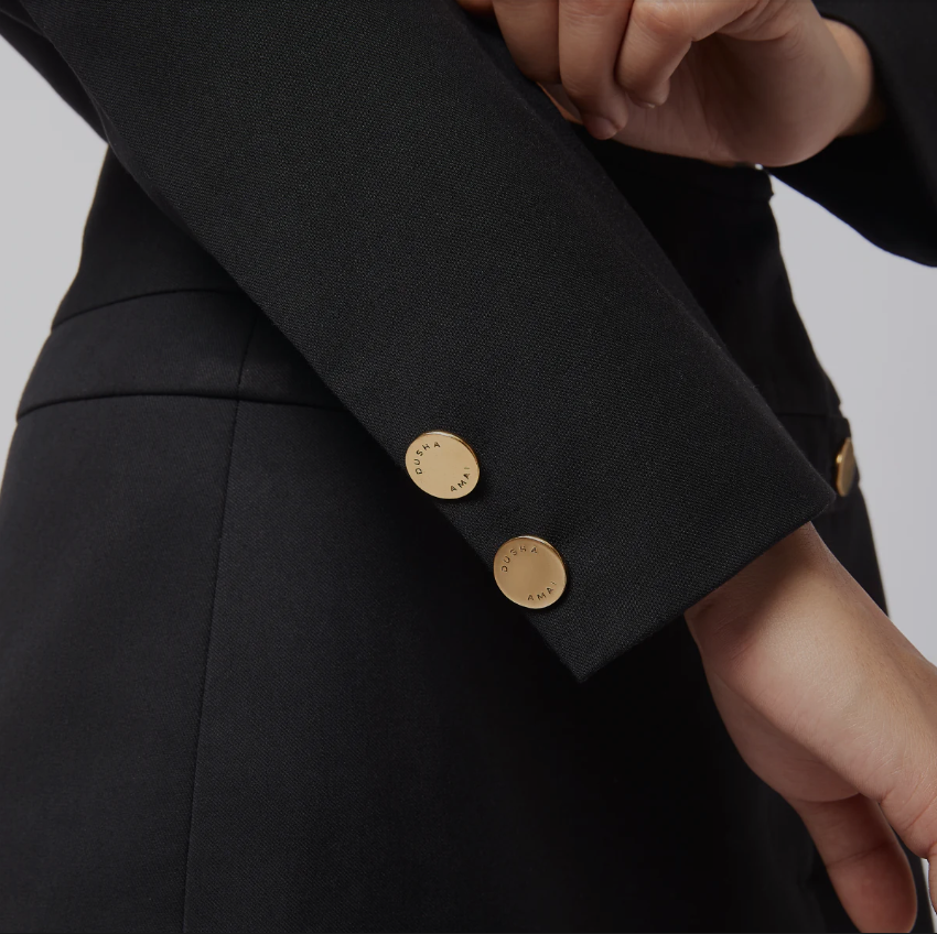 WHAT MAKES PREMIUM CLOTHING FEEL TRULY LUXURIOUS?