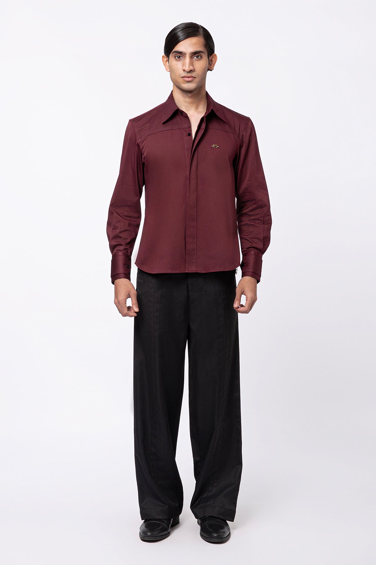 Brim Crop Shirt – Deep Red