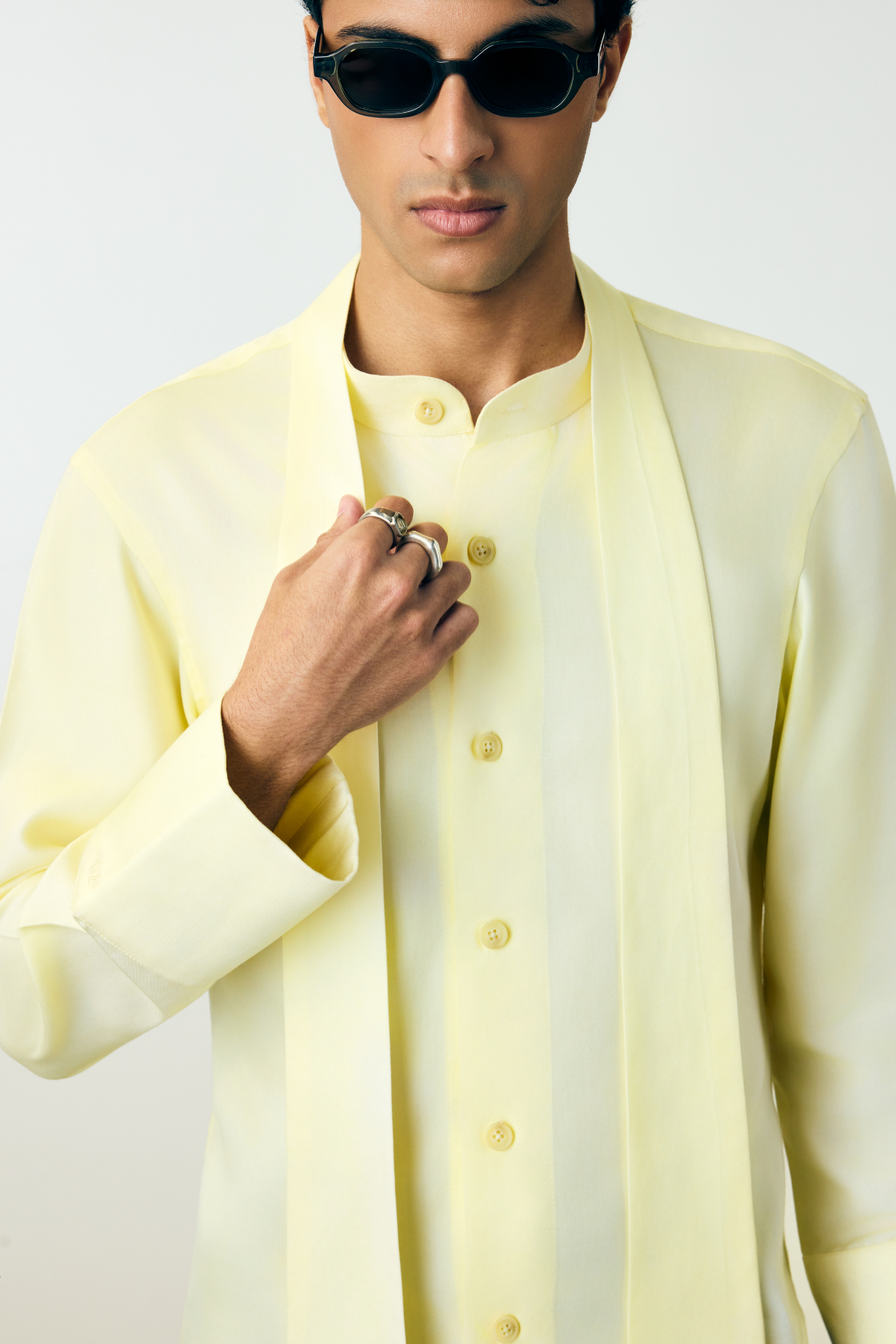 REACH SHIRT - BUTTERYELLOW