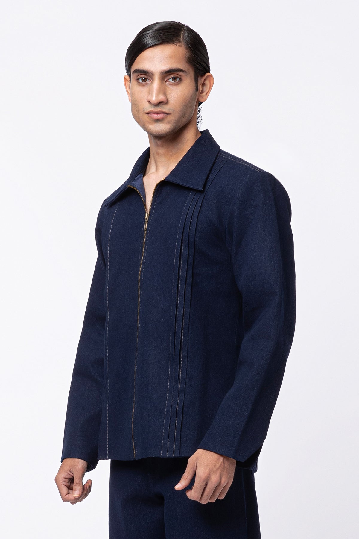 Thatch Pleated Jacket - Navy Blue