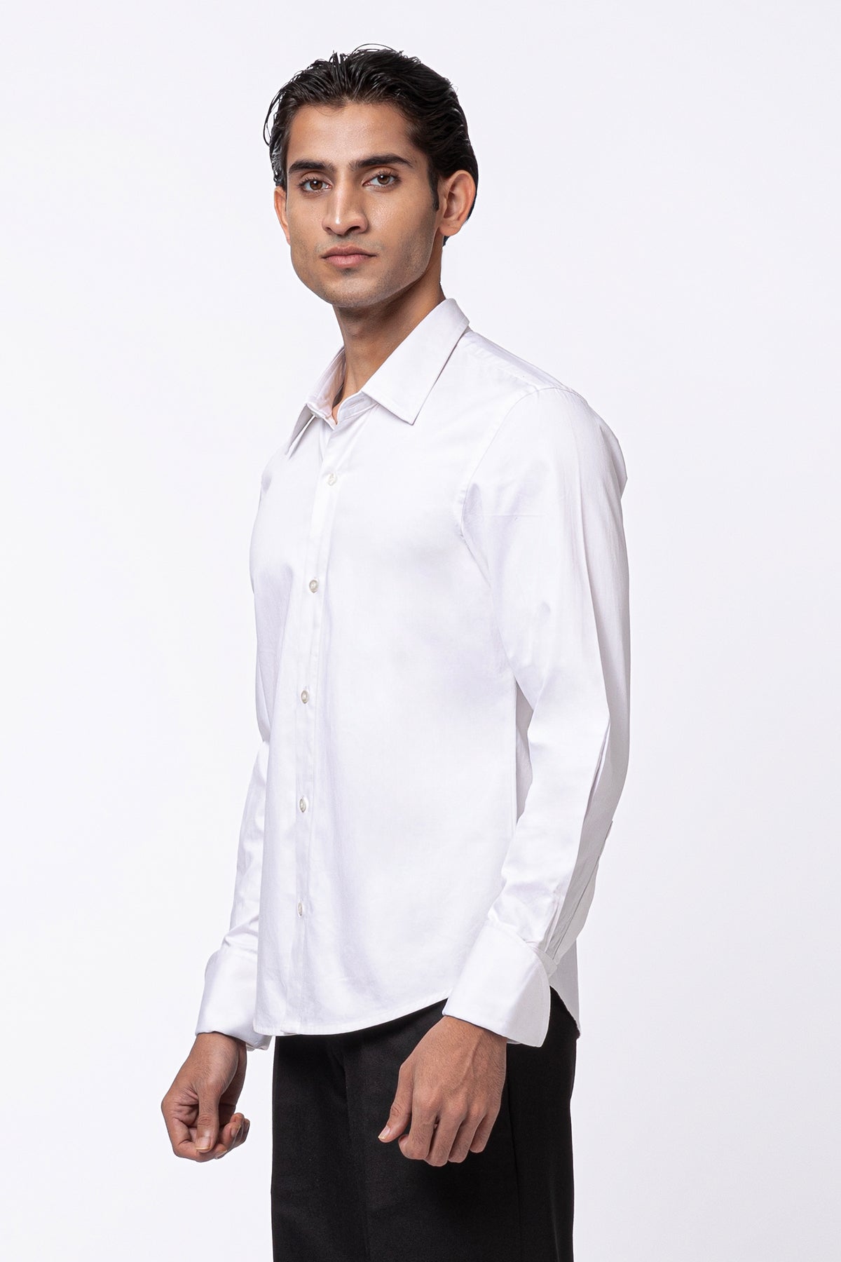 Hallow Shirt - White