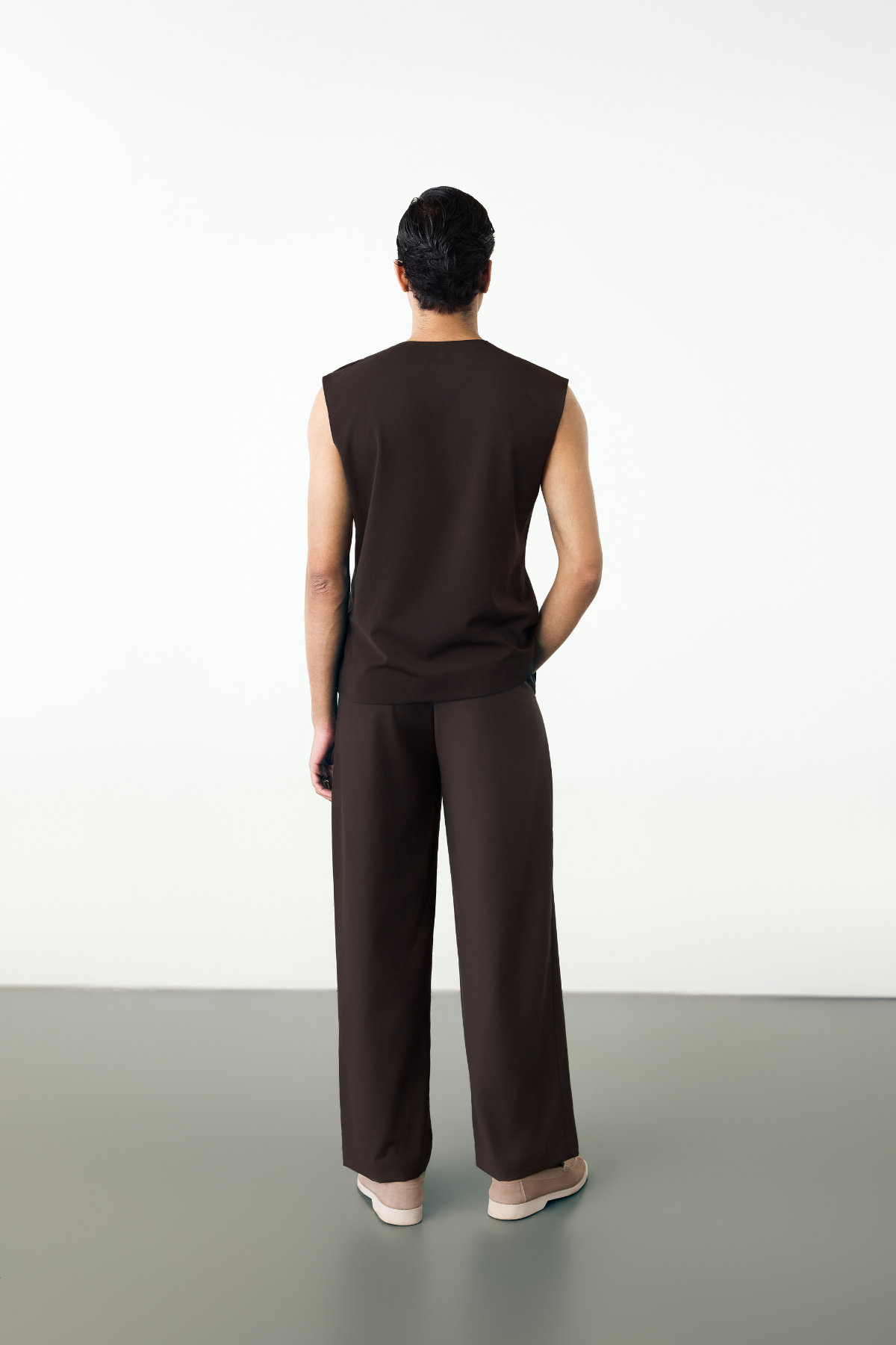 SHIFT VEST - ESPRESSO BROWN