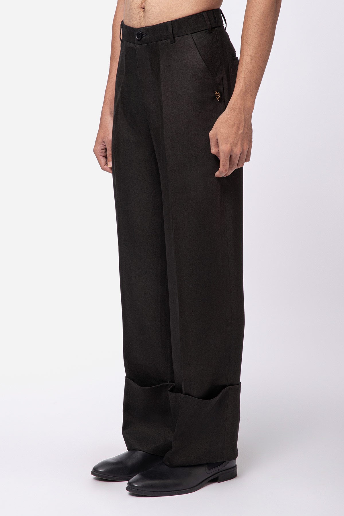 Core Folded Hem Trousers - Black