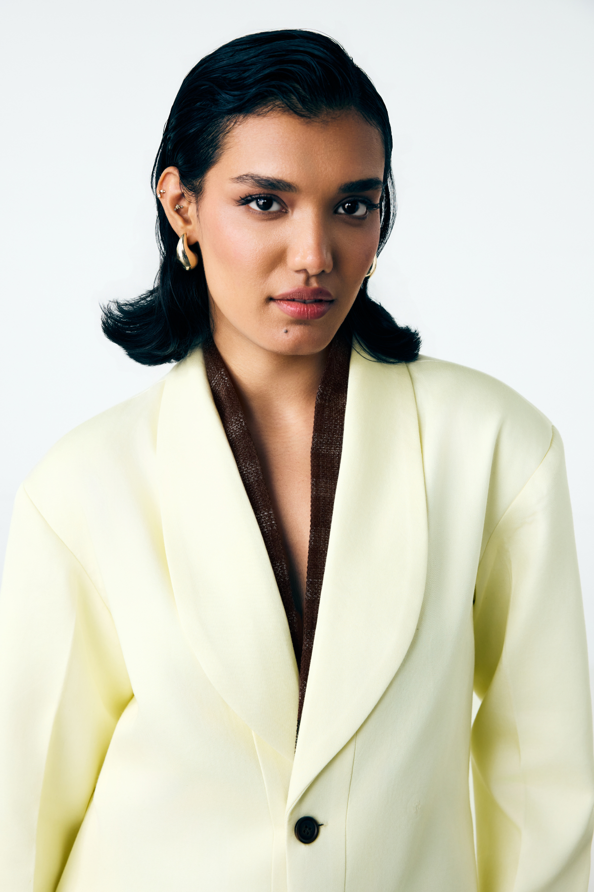 FORMED TAILORED BLAZER - BUTTERYELLOW