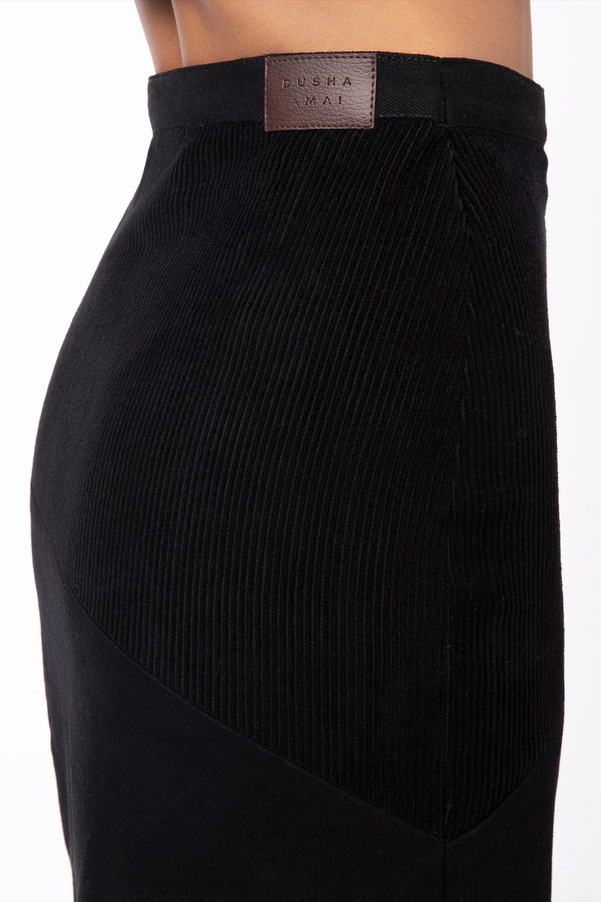 Dusk Long Skirt- Black