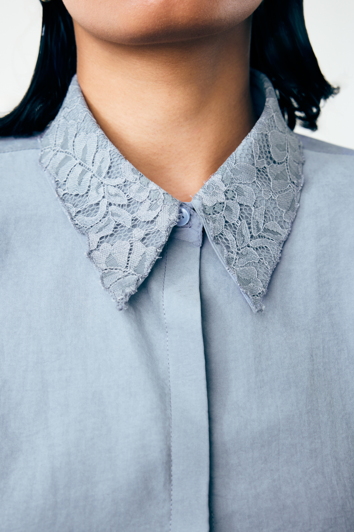 LOW TIE UP SHIRT - ICY BLUE