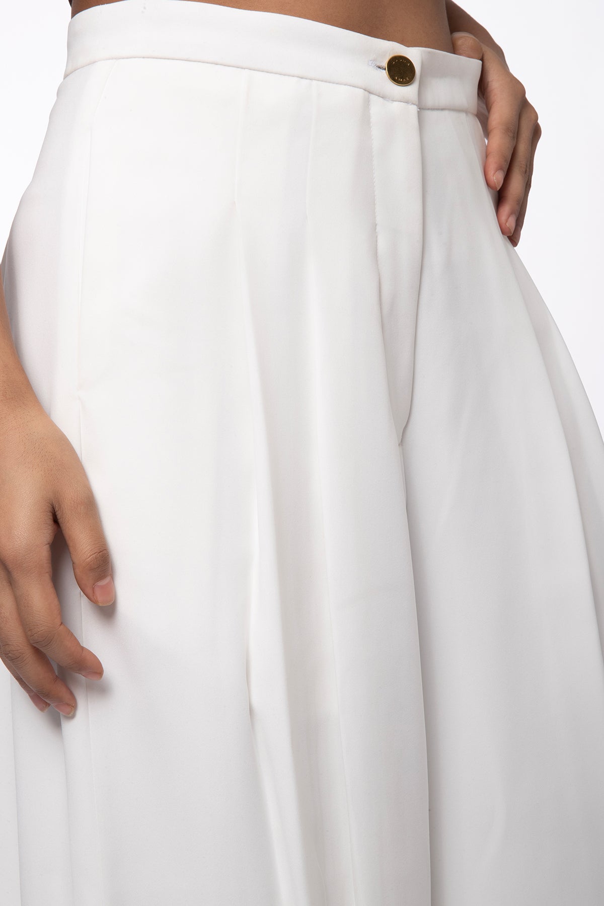 Glow Pleated Trousers - White