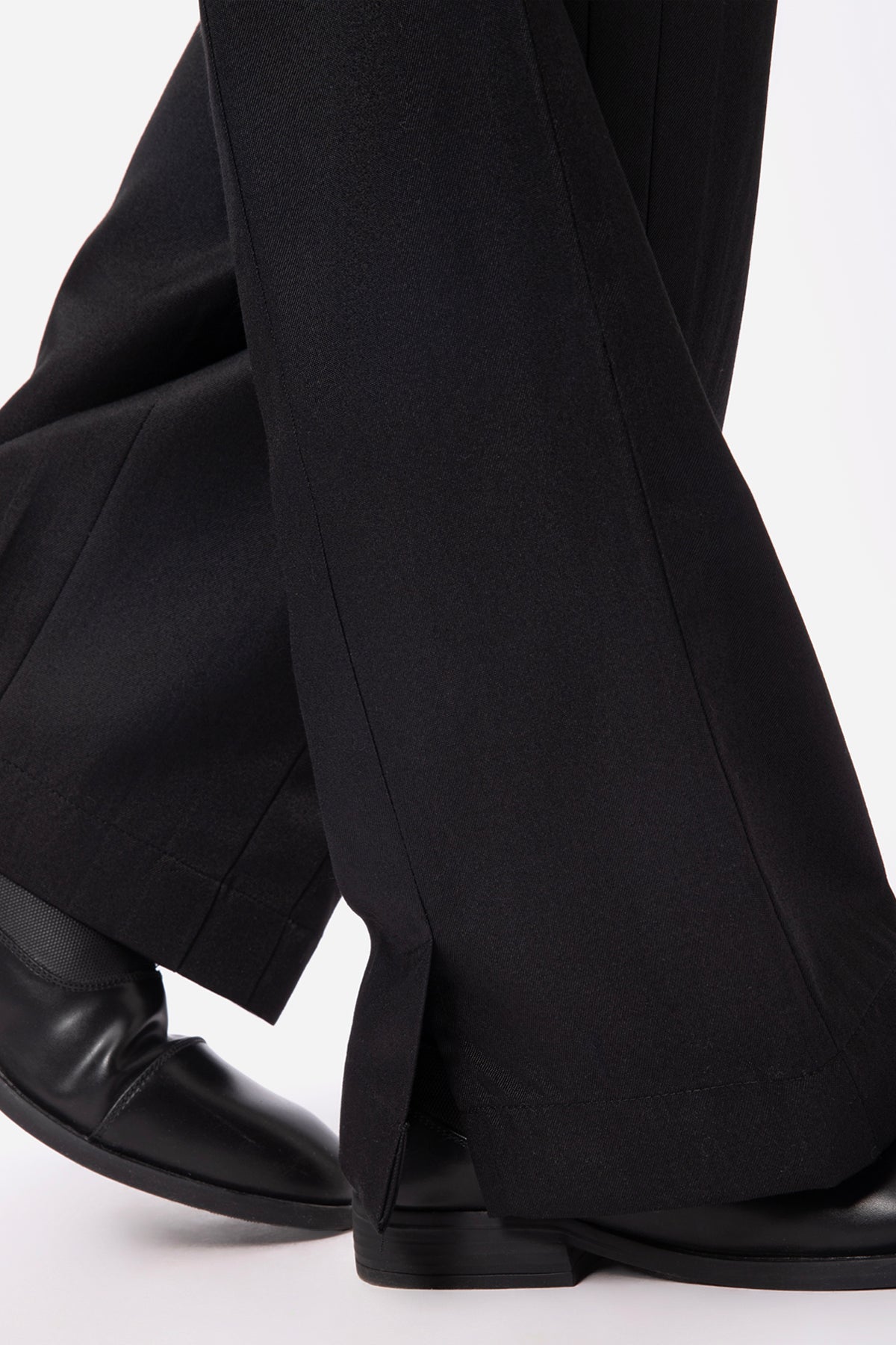 Forge Pleated Trousers - Black